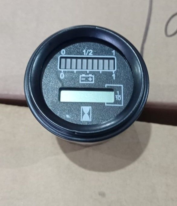 32 Кулонометр (датчик уровня заряда аккумулятора и моточасов) для ...