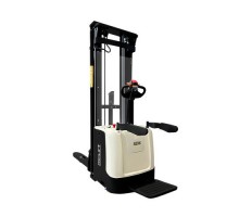 Самоходный электроштабелер со свободным подъемом PROLIFT M2 SDK 1536 li-ion