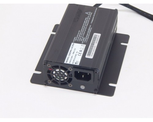 Зарядное устройство для тележек EHLS1000N\1500N 12V/8A (Charger)