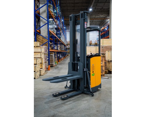 Штабелер самоходный 1,5 т 6,5 м TOR CDD15C Li-ion с кабиной 24/300 В/Ач