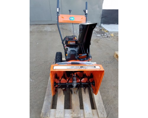 Снегоуборщик бензиновый TOR ST- 560 (Loncin)