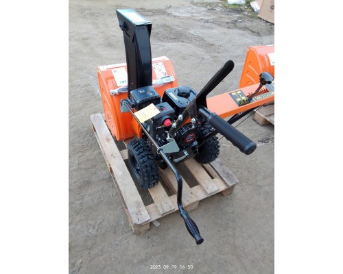 Снегоуборщик бензиновый TOR ST- 560 (Loncin)